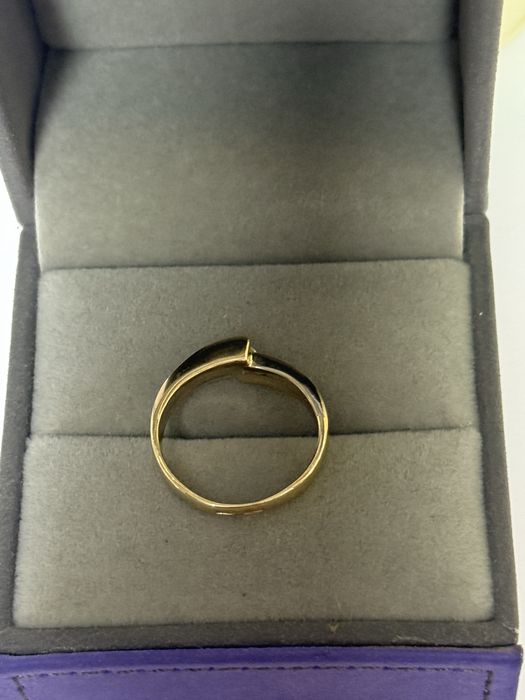 Золотое кольцо с бриллиантами