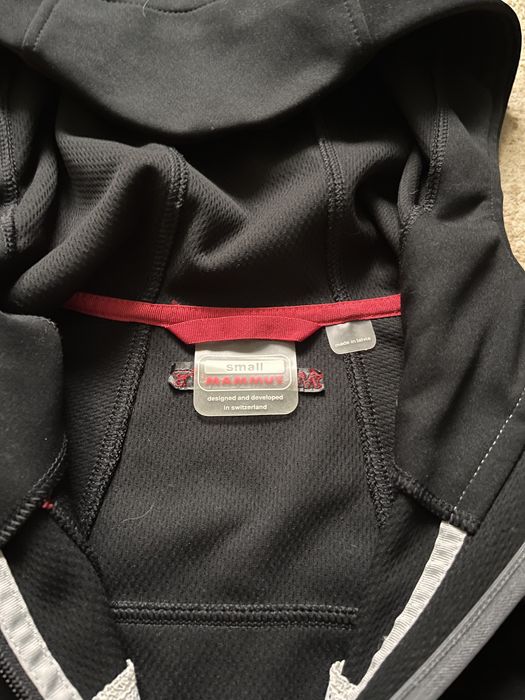 Куртка ветровка mammut