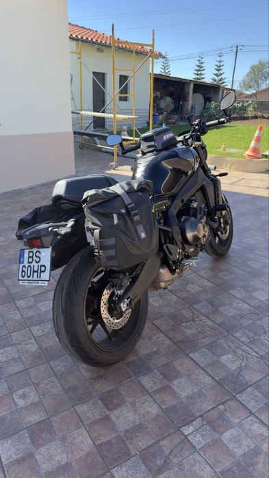 Yamaha XSR 900 como nova