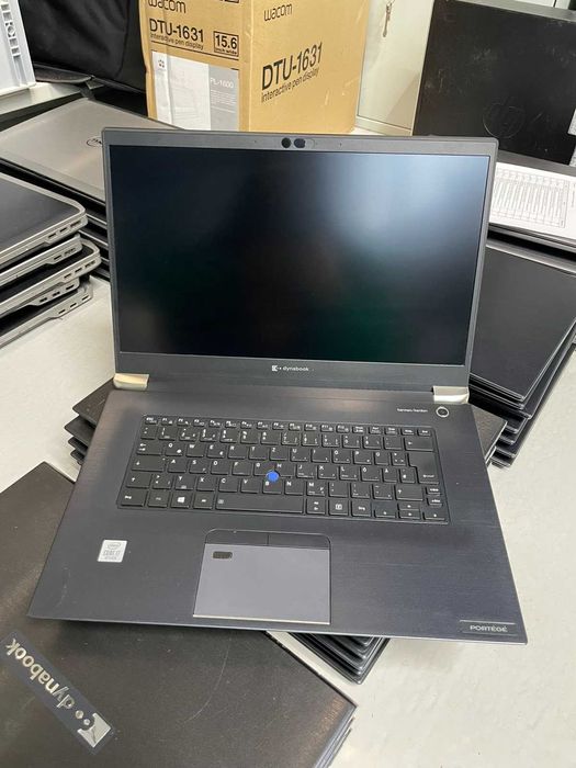 Toshiba Portege X50‑G‑114 – 15.6″ FHD легкий і швидкий є кількість