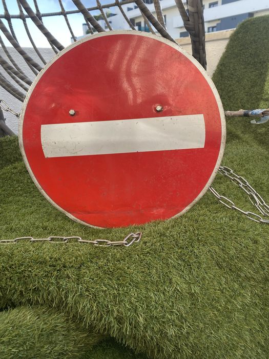 Sinal de Trânsito "Sentido Proibido" Vintage + Corrente 3.6m (Decor)