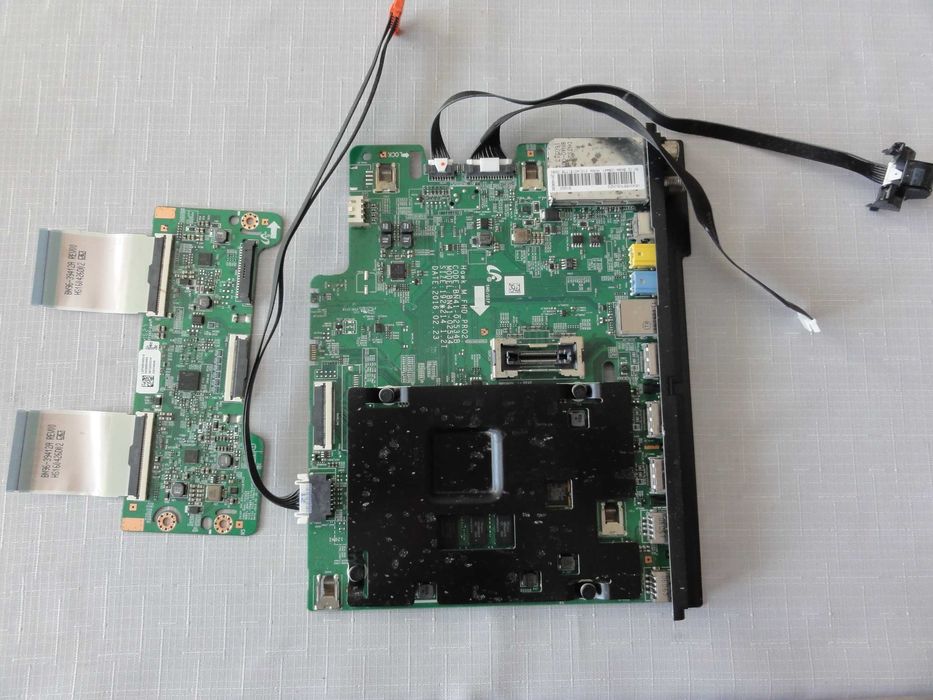 Płyta sygnałowa Samsung UE 5570 U