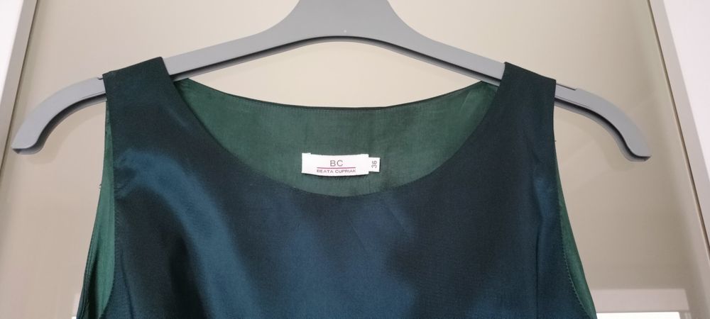 Wieczorowa sukienka firmy BC BEATA CUPRIAK