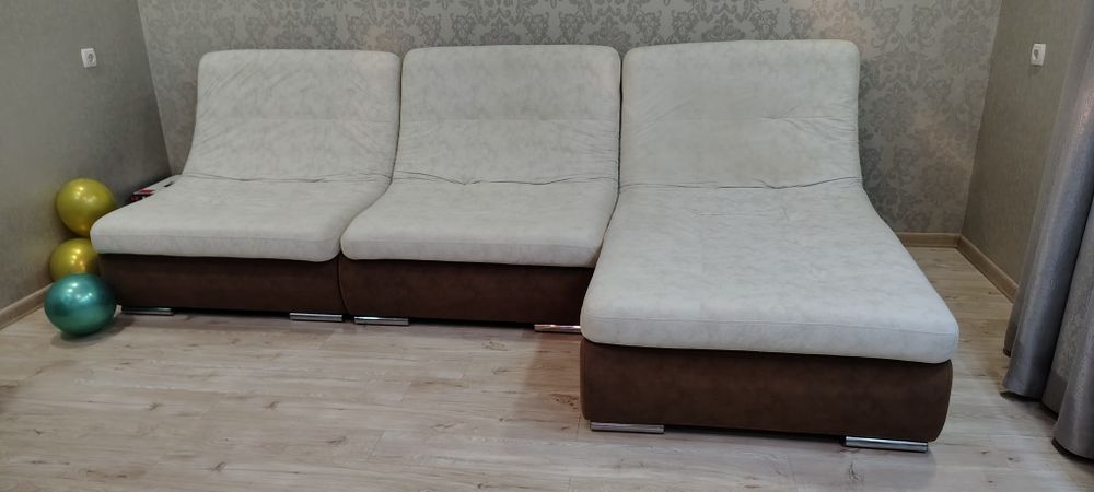 Мягкая мебель для гостиной