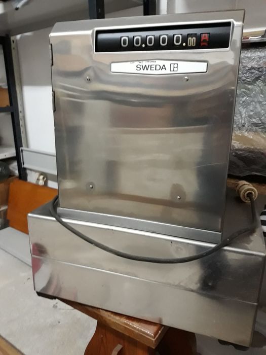 Maquina registadora sueca anos 70 ( venda em mao em Tomar)