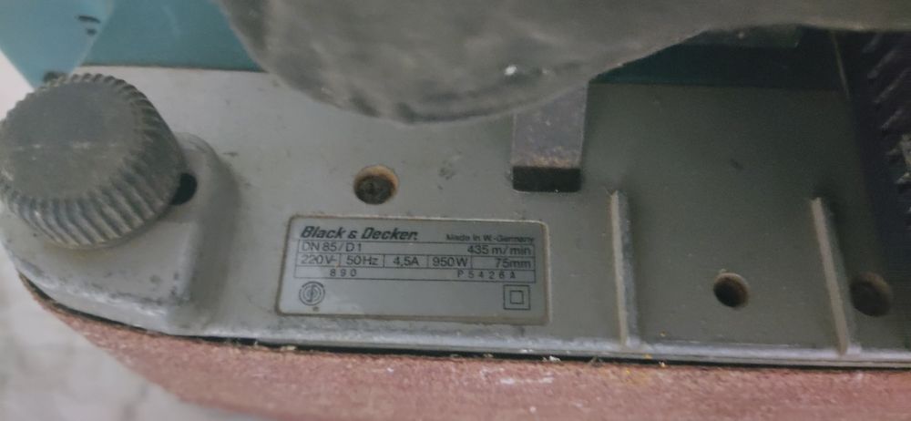 Plaina elétrica Black Decker