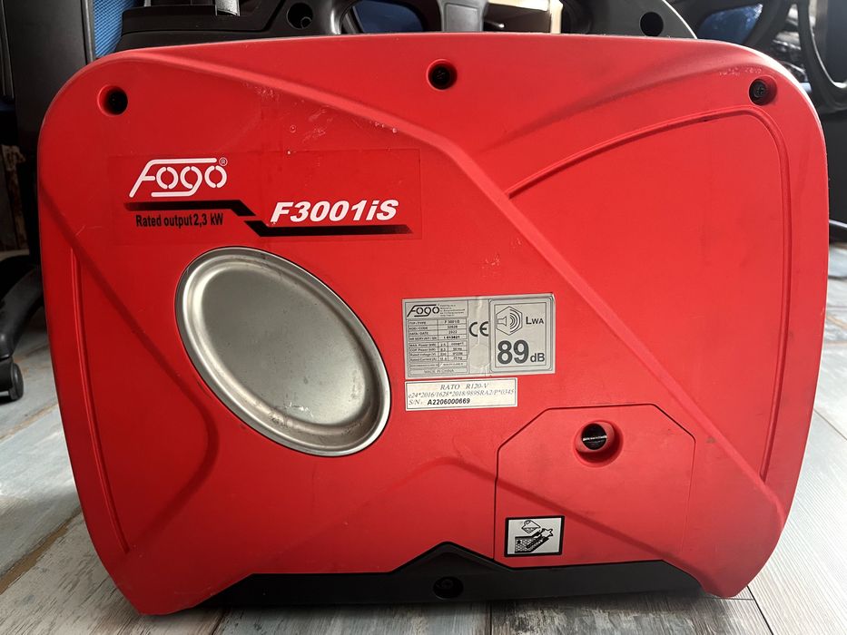2,3 кВт, інверторний генератор FOGO F3001iS,