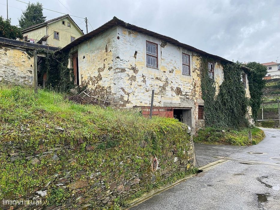 Moradia T0 para venda — Sever, Vila Real