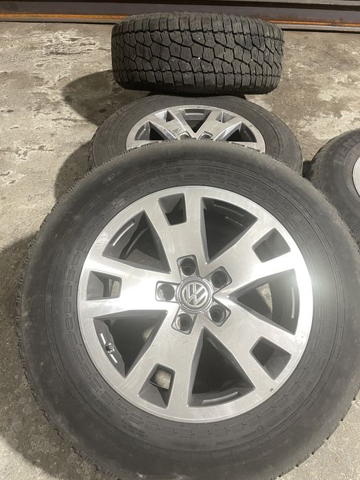 Jantes 17 originais c/ pneus VW AMAROK