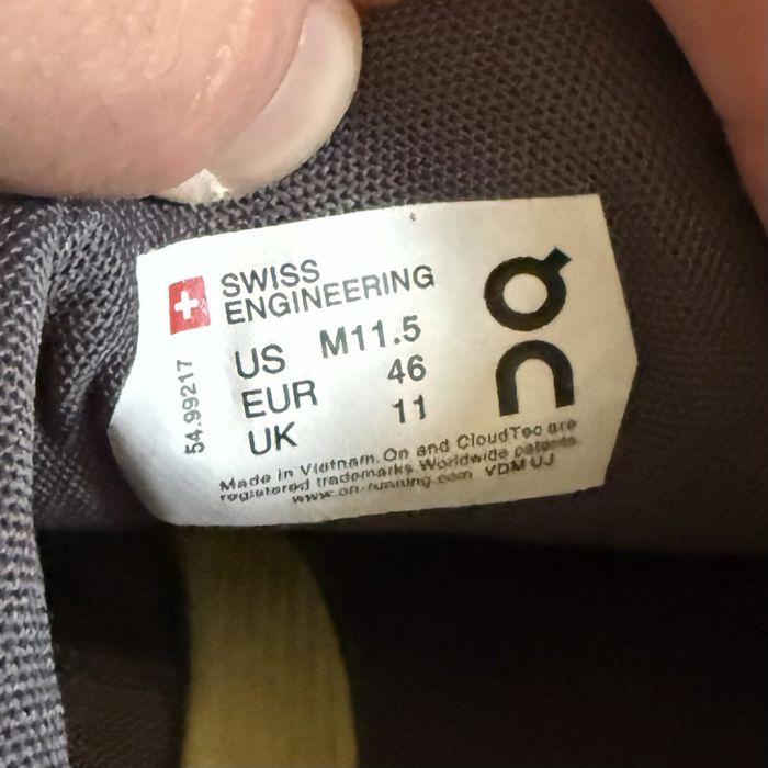 On Running CloudSurfer НОВІ оригінальні чоловічі бігові кросівки