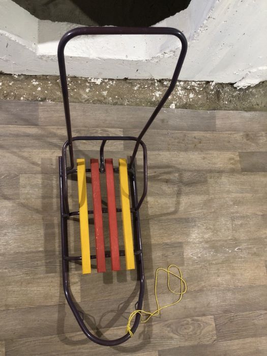 Санки з ручкою  санчата