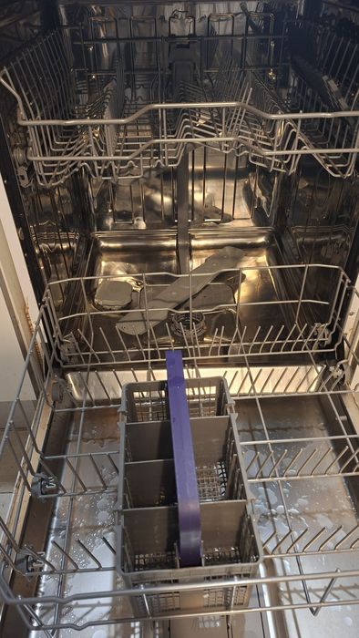Máquina de Lavar Loiça como nova