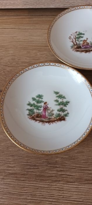 Talerzyki , podstawki z porcelany Richard Ginori