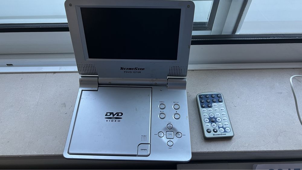 Leitor de DVD portátil TechnoStar para peças
