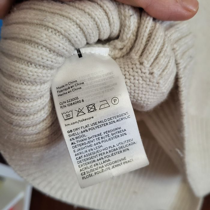 Светер для вагітної,годуючої мами від H&M