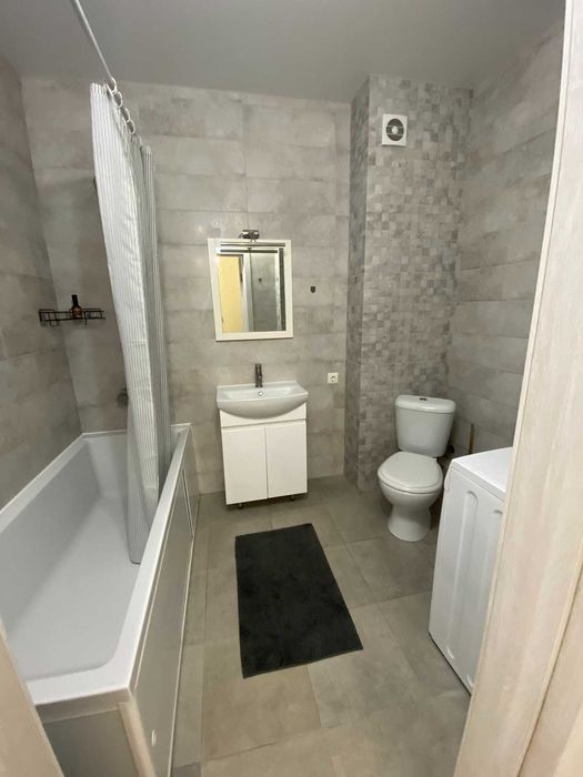 Продам 2 кімнатну квартиру з ремонтом на вул. Сахарова