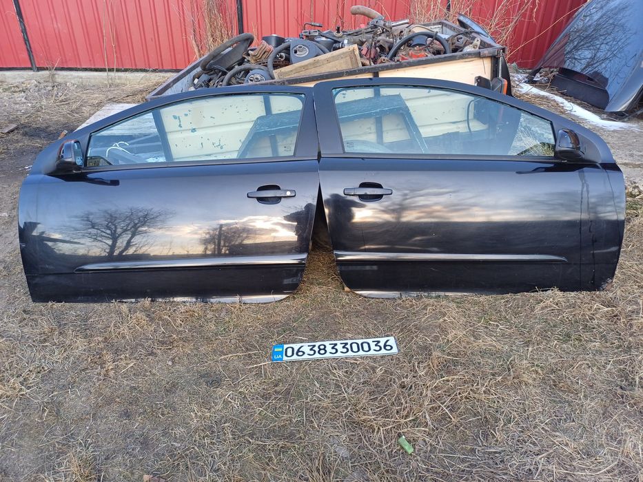 Opel astra H купе дверки двері