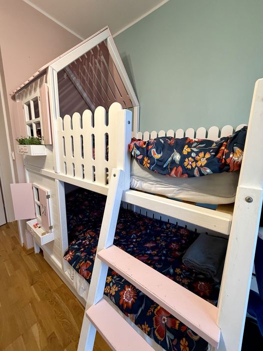 Łóżko pietrowe domek Dreambeds - pastelowe stan bdb