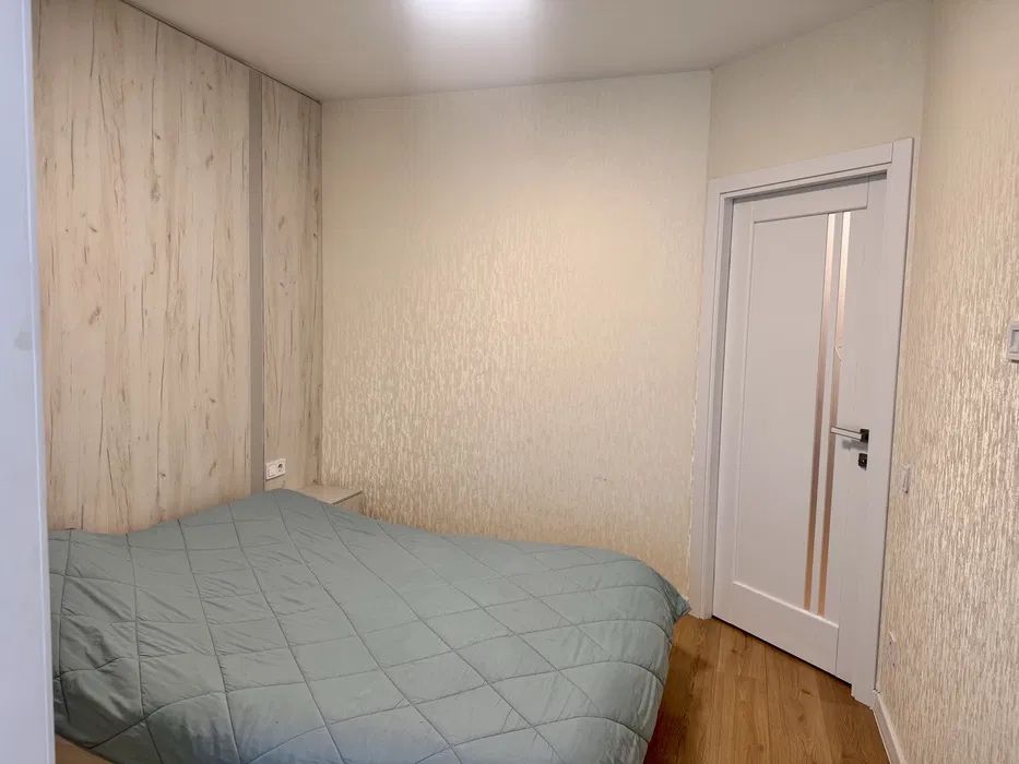 Продам 2-кімнатнну квартиру в River Park