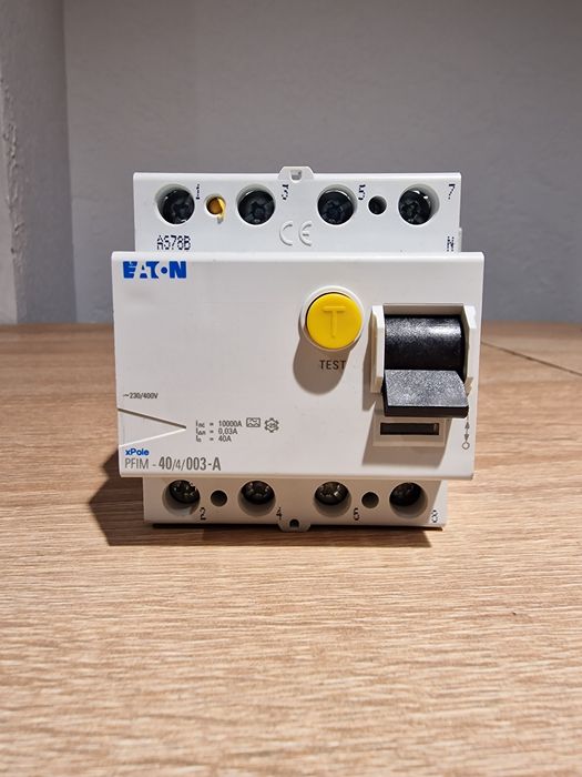 Чотириполюсний пристрій захисного відключення (ПЗВ) серії xPole виробн