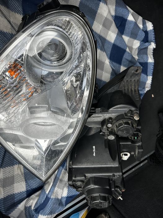 Фара фары левая правая SsangYong Rexton 2006-2012 оригинал