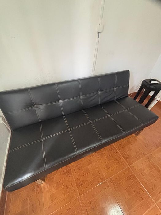 Sofá-cama preto leather
