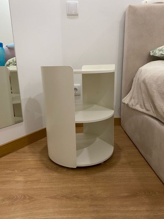 Mesa de apoio branca