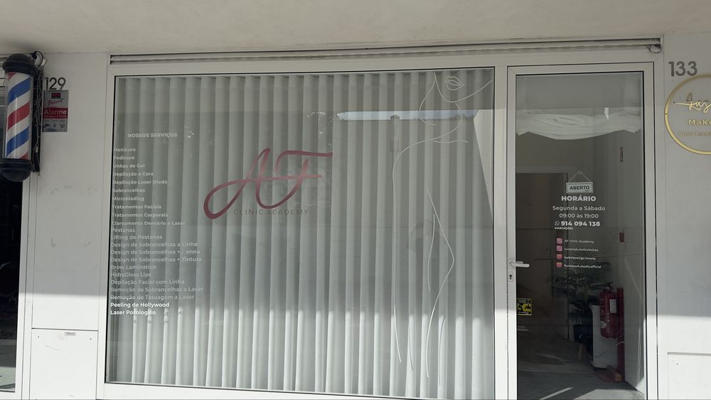 Alugo gabinete de estética.