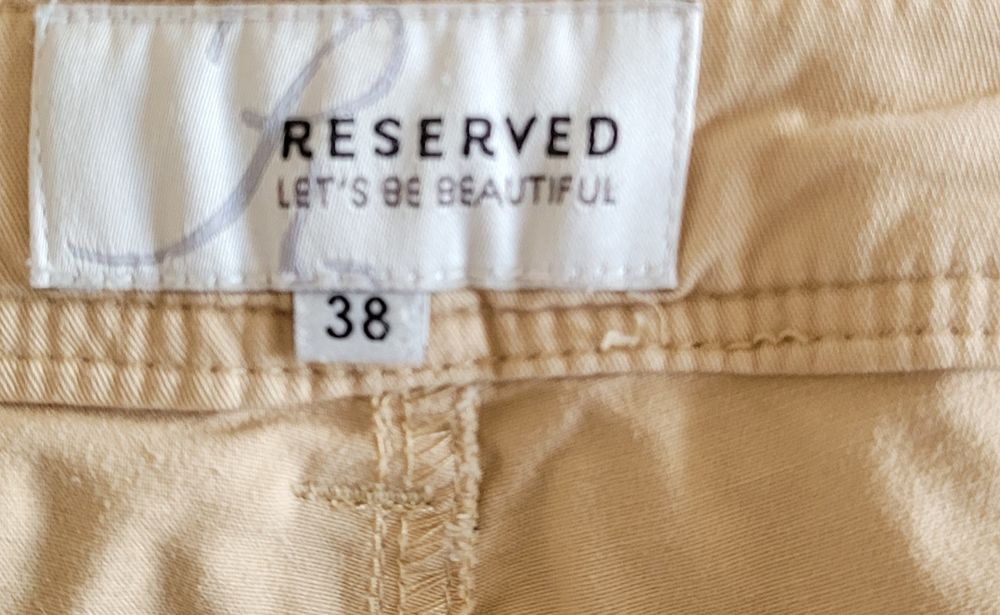 Spodnie Reserved 38 beż na lato chinosy