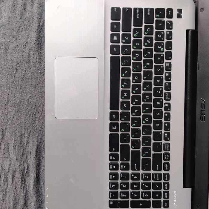 Asus A555L I7 5500U SSD opis