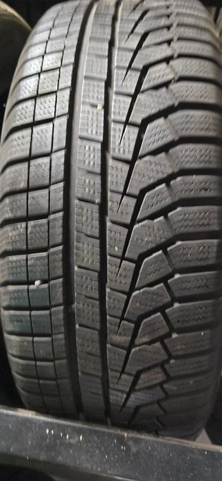 Opony zimowe 215/60/17 Hankook