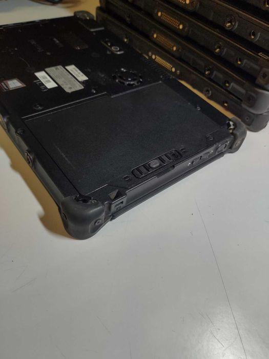 Durabook R11 H6   i5-8250U 8/128GB - Як Новий.