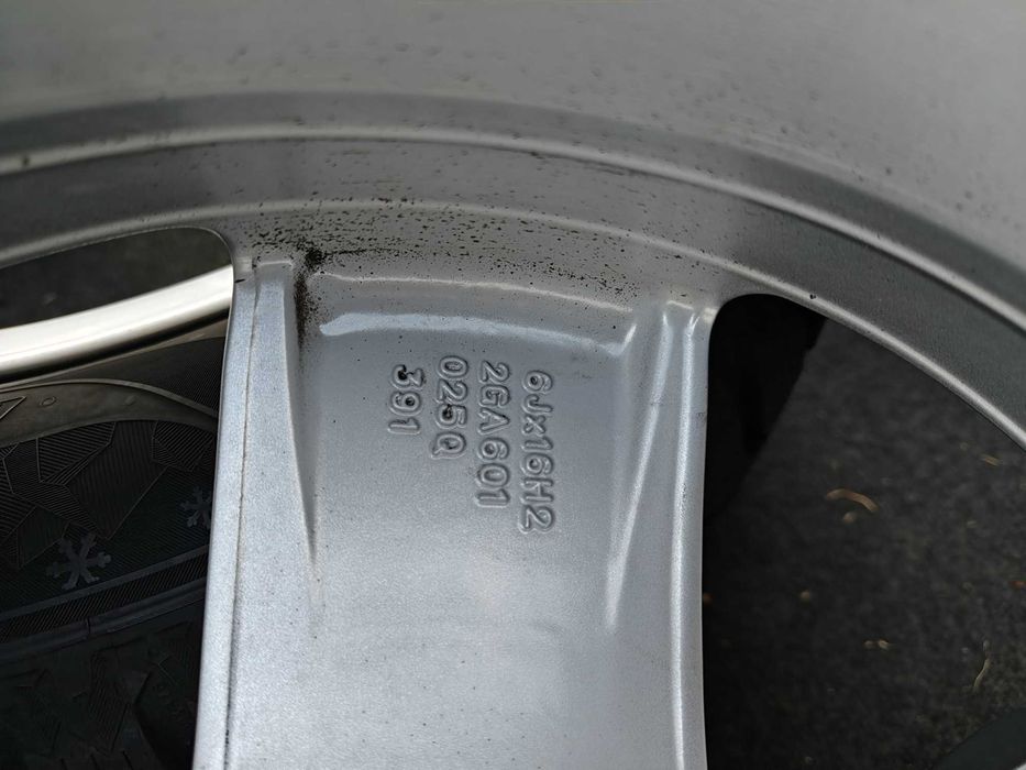 Koła Zimowe VW Touran Caddy T-Roc Octavia Ateca  205/60/16 Semperit  8,5mm 2025r NR 16001