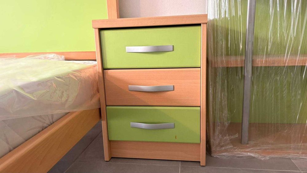 Mobília completa de quarto infantil / adolescente