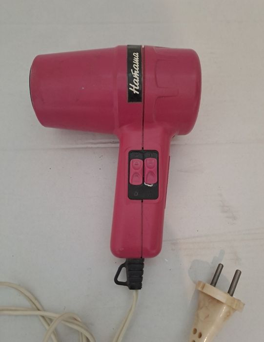 Фен для волосся "Наташа" в робочому стані