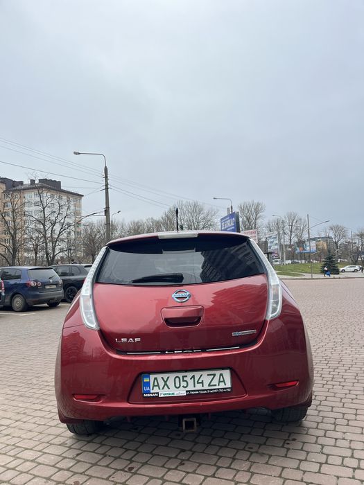 Продам Nisan leaf !
