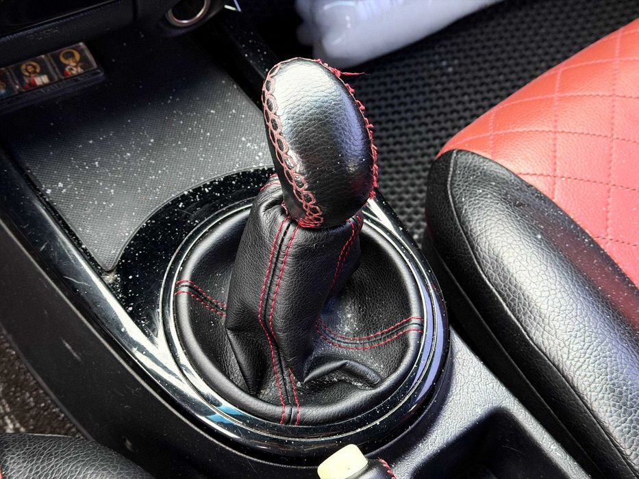 Avtorak Hyundai Tiburon