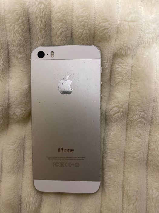 Айфон 5s не включается