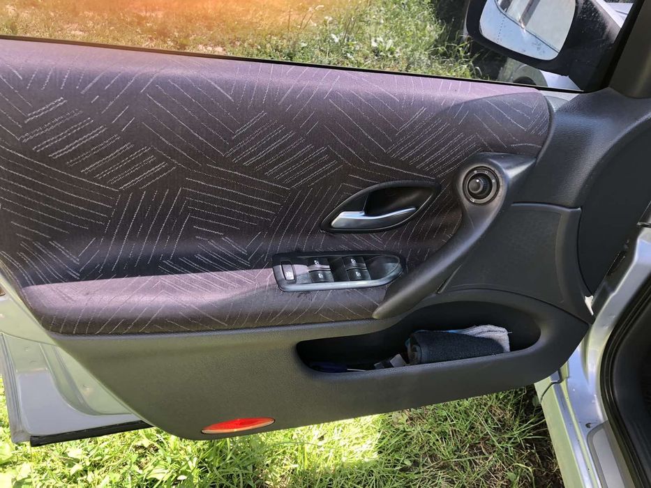 Renault LagunaПродаж