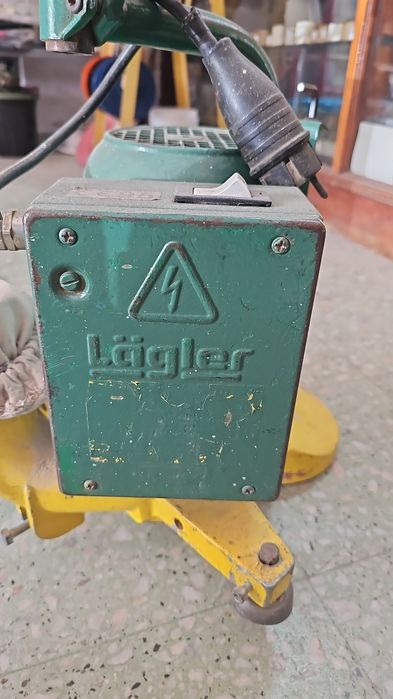 Afagadora tacos/soalhos/cantos