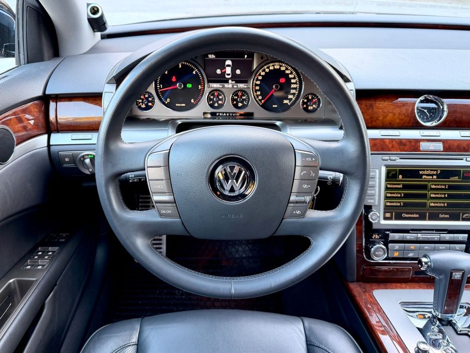 VW Phaeton (como novo)