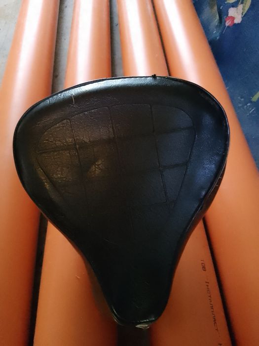 Продам   сідушку  " ріга 13"