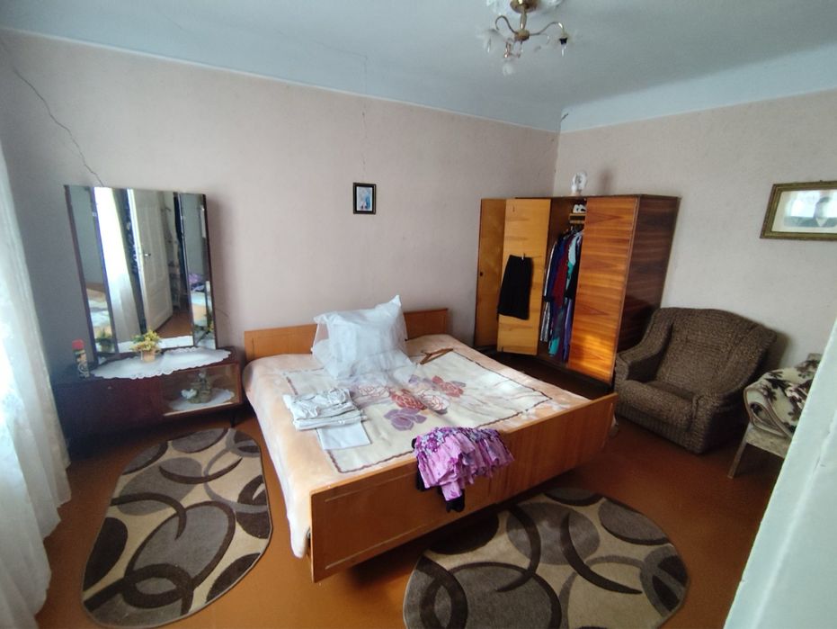 Продається будинок з гаражем і літньою кухнею,7 соток, вул.Данилишиних