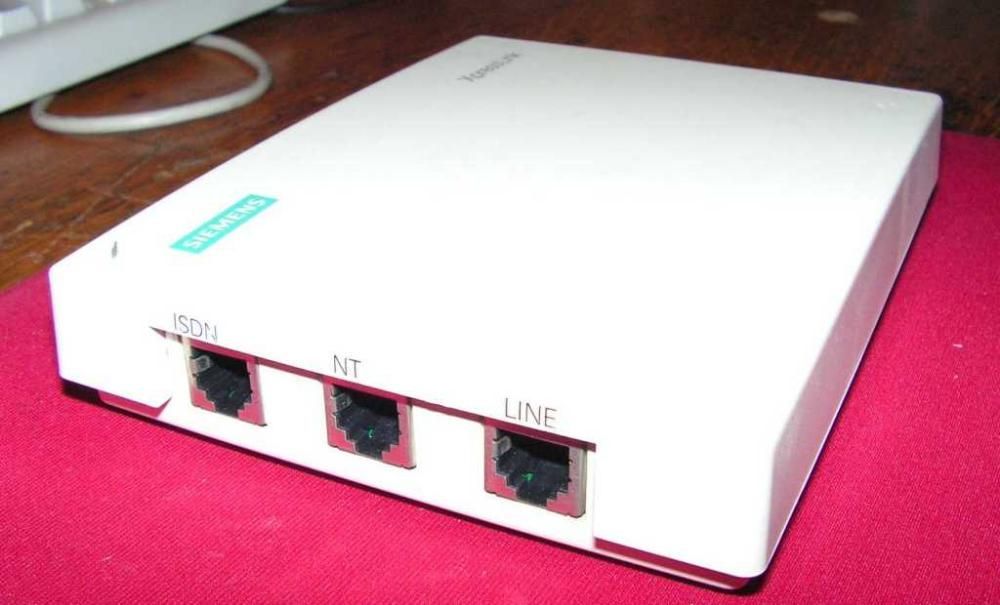 Splitter DSL markowy Siemens duzy i bezpieczny, odgromniki warystory!