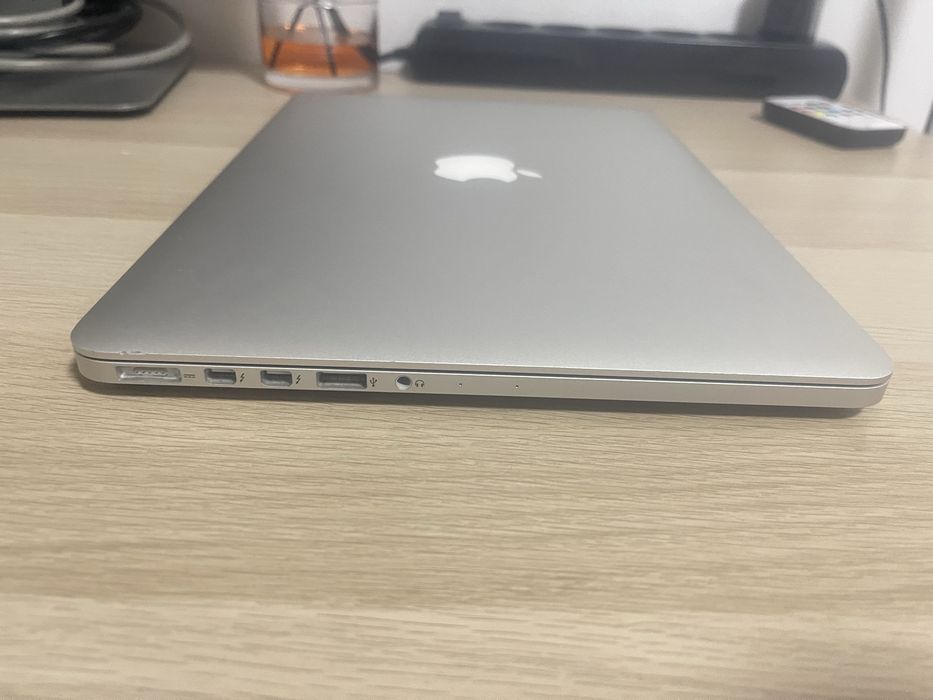 Apple MacBook Pro 13” 2015