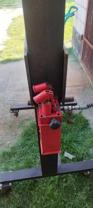 Prasa hydrauliczna.Cena ostateczną 2100zł