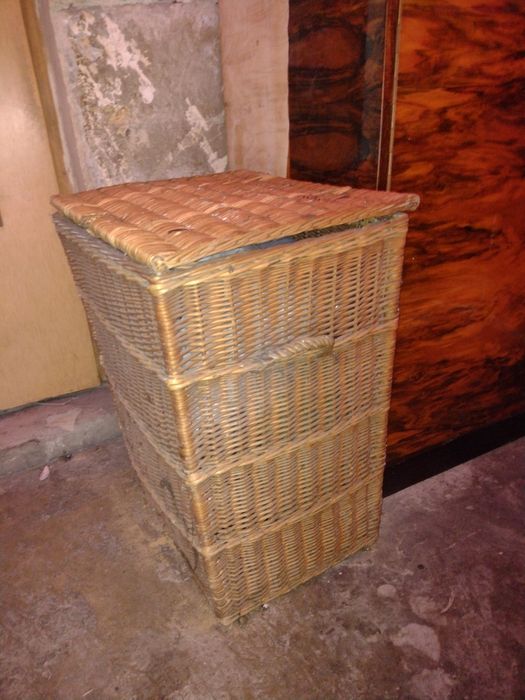 Kosz wiklinowy duży z uszami