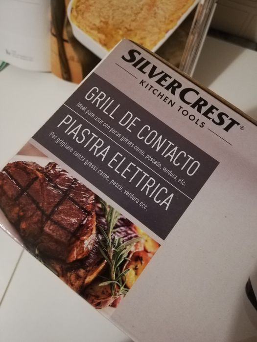 Grelhador elétrico novo, nunca usado