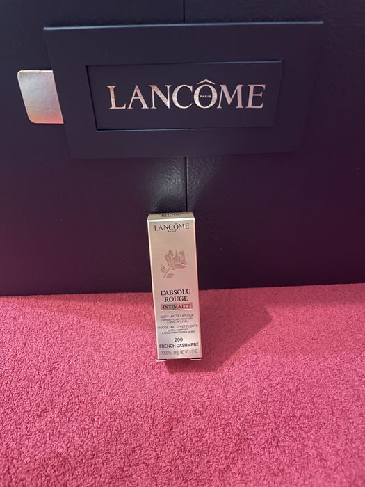 Lancome duża pomadka Labsoul Rouge 299 French Cashmire
