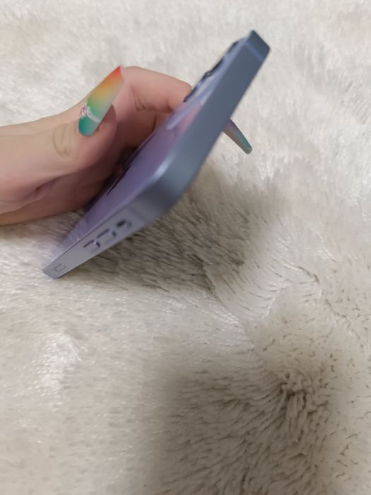 Продаю айфон 12 міні на 256 гб